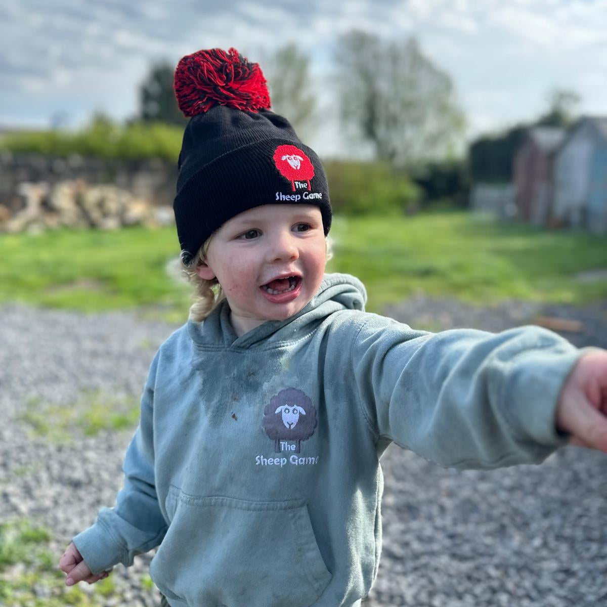 Kids Bobble Hat - Black
